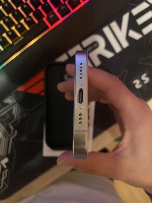 Iphone 15 pro 256GB WHITE нов!