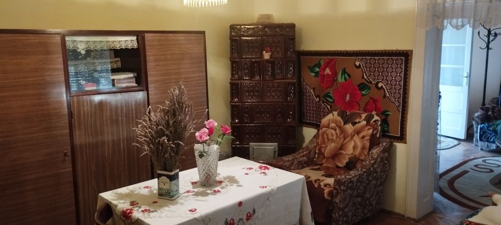 Casă de vânzare în Ineu