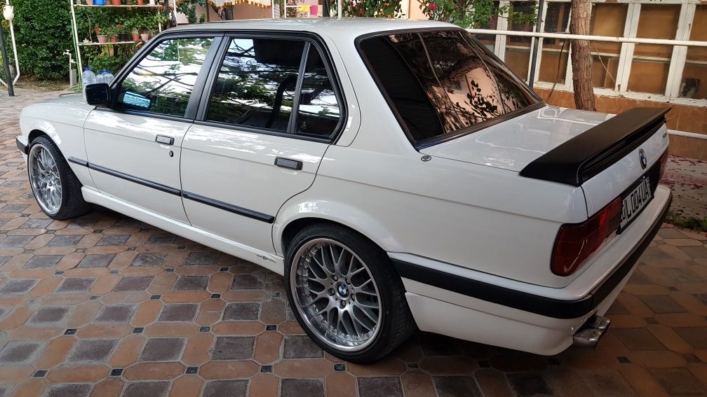 bmw e30 1987 xolati zor