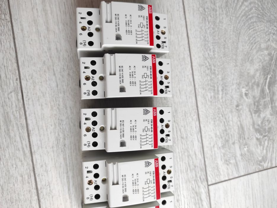 Contactor modular ABB ESB 244000 24A
