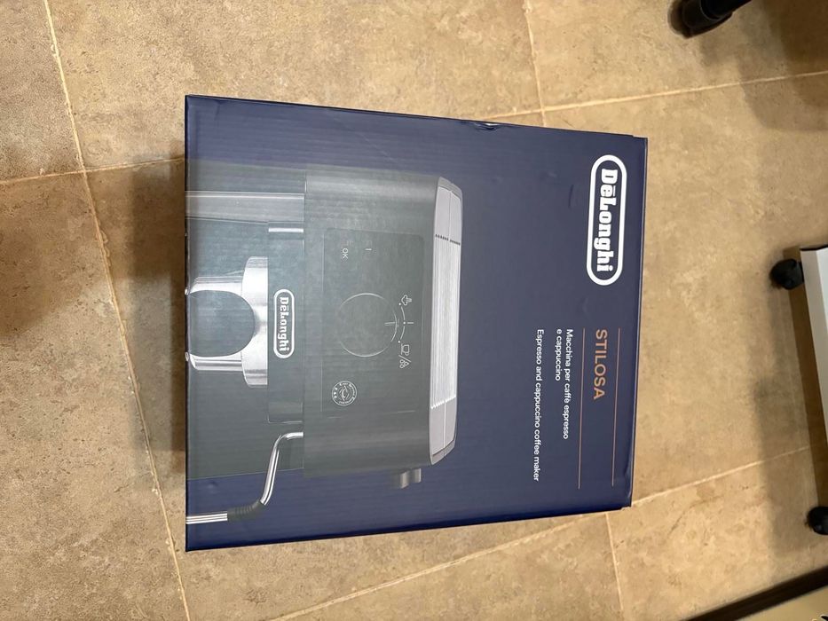 Кафемашина DeLonghi Stilosa EC260.BK