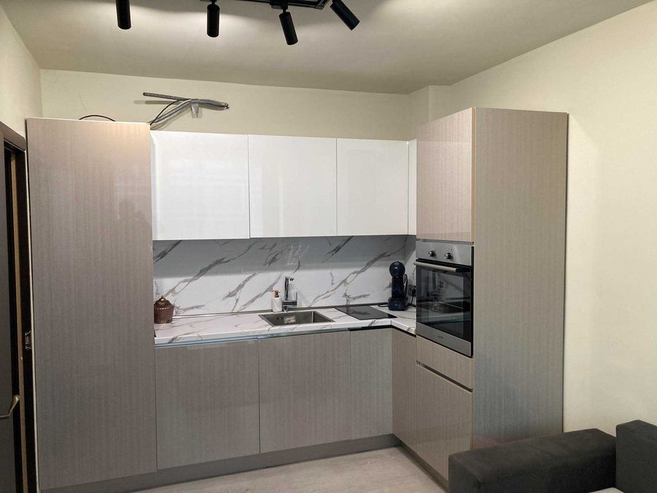 Дава се под наем Двустаен апартамент в София, Център - 65 кв.м за 475 € - Снимка #2