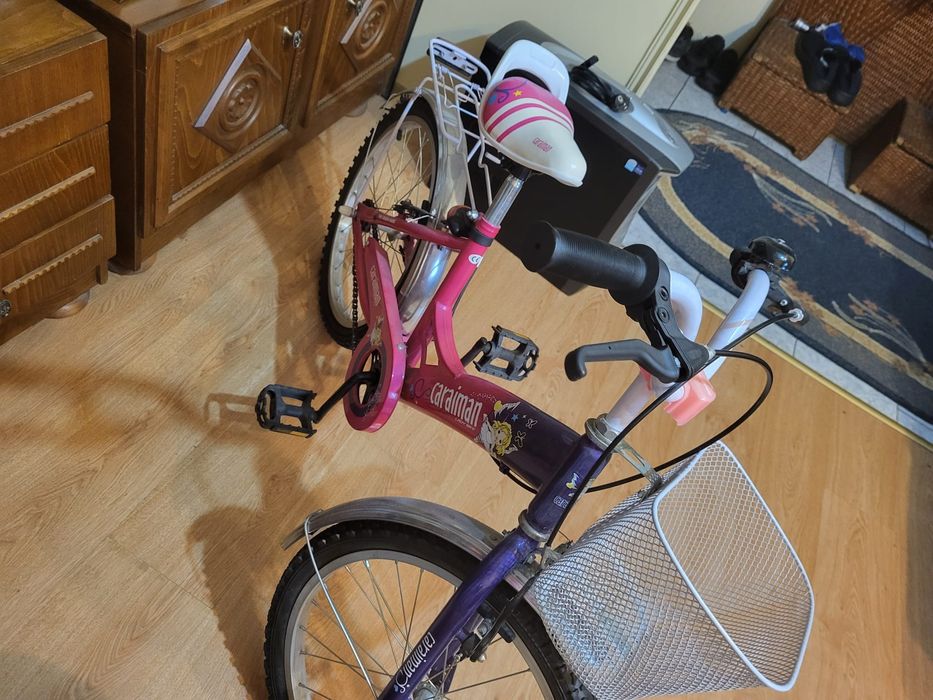 Vând bicicleta fete