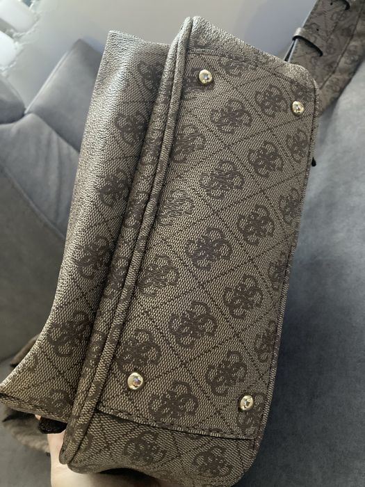 Раница оригинална Guess