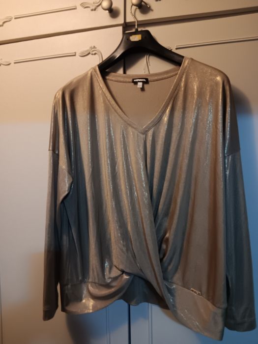 Блуза на модна къща Кенсол