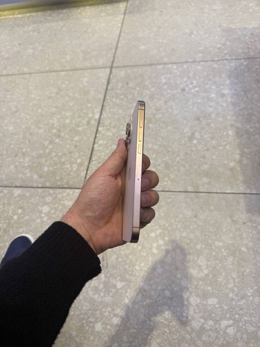 Obmen iphone 16 pro max sim