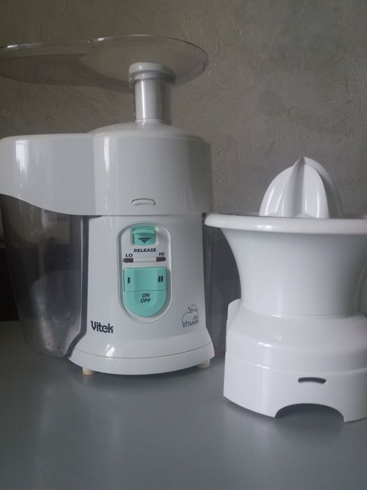 Соковыжималка в хорошем состоянии!