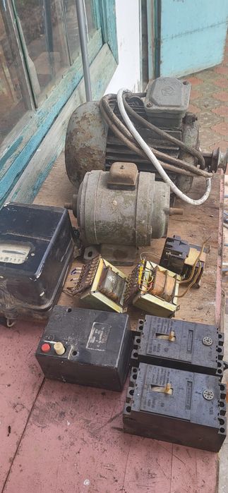 Мотор трехфазовый