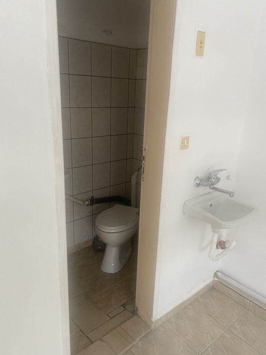 Дава се под наем Магазин в Варна, Възраждане 1 - 20 кв.м за 175 € - Снимка #4