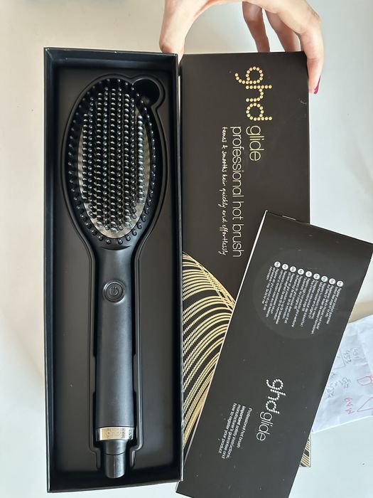 Гореща четка GHD glide hot brush