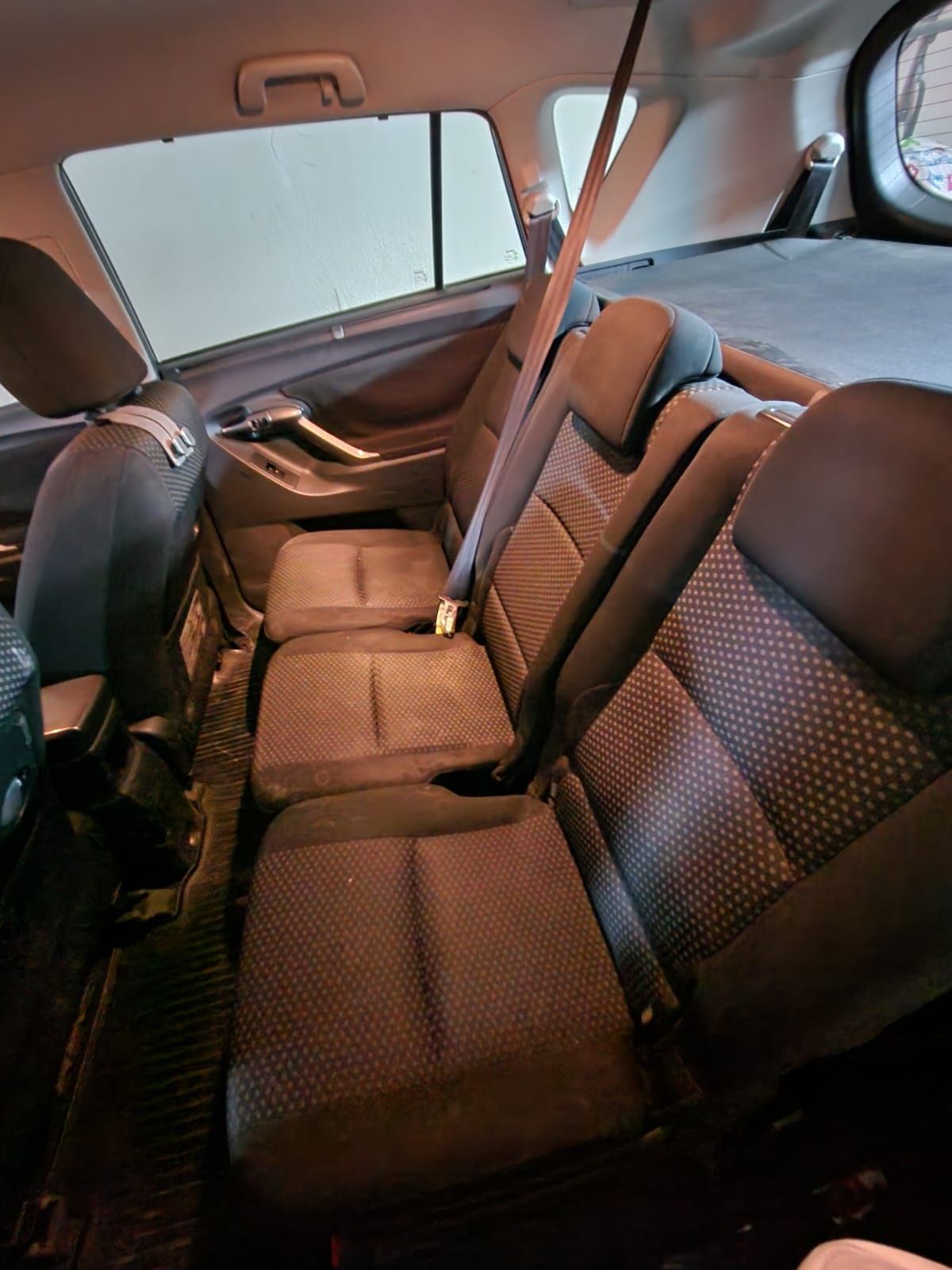 Toyota Verso 2.2 D-4D, 150 к.с., Автоматик, 7 места