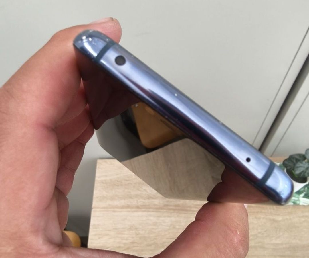Vand sau Schimb Huawei Mate 20 Pro 4G