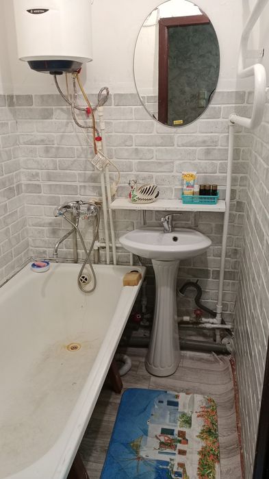 Сдам  2 комн квартиру в старом городе