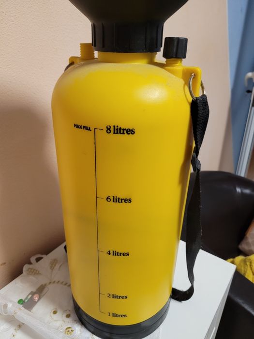 Vind pompă manuală de 8 litri