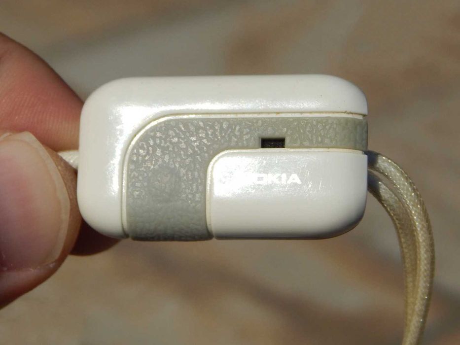 Casti vechi telefon tip HS-3 Nokia utilizate 2007