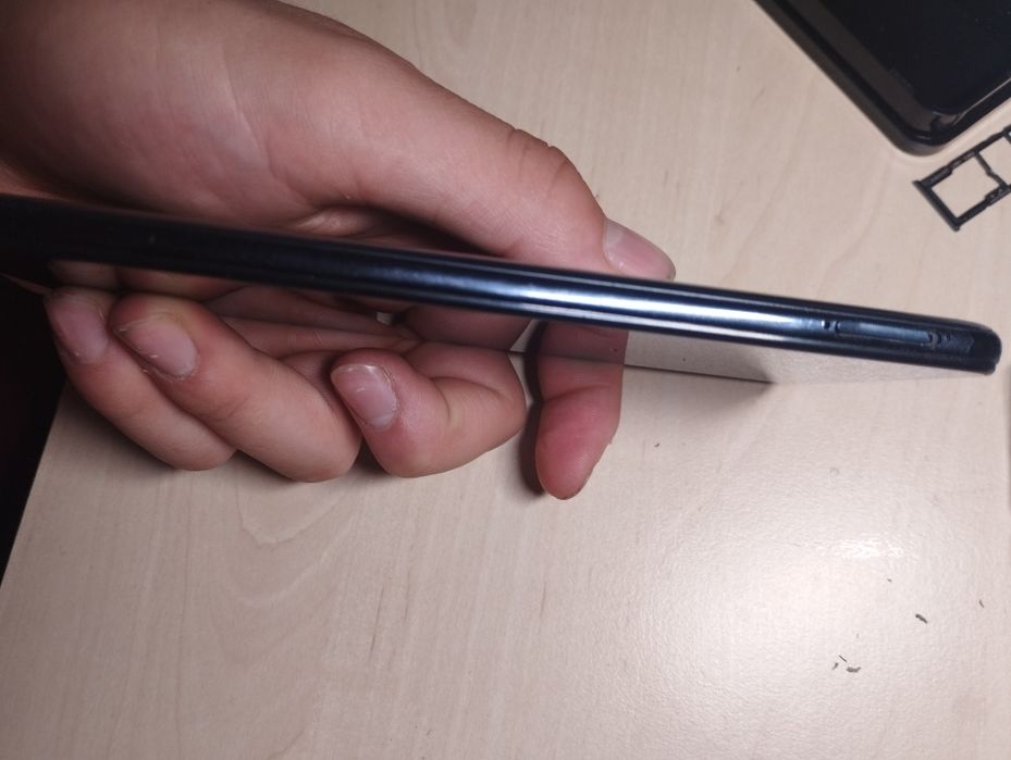 Vând Samsung Galaxy a51