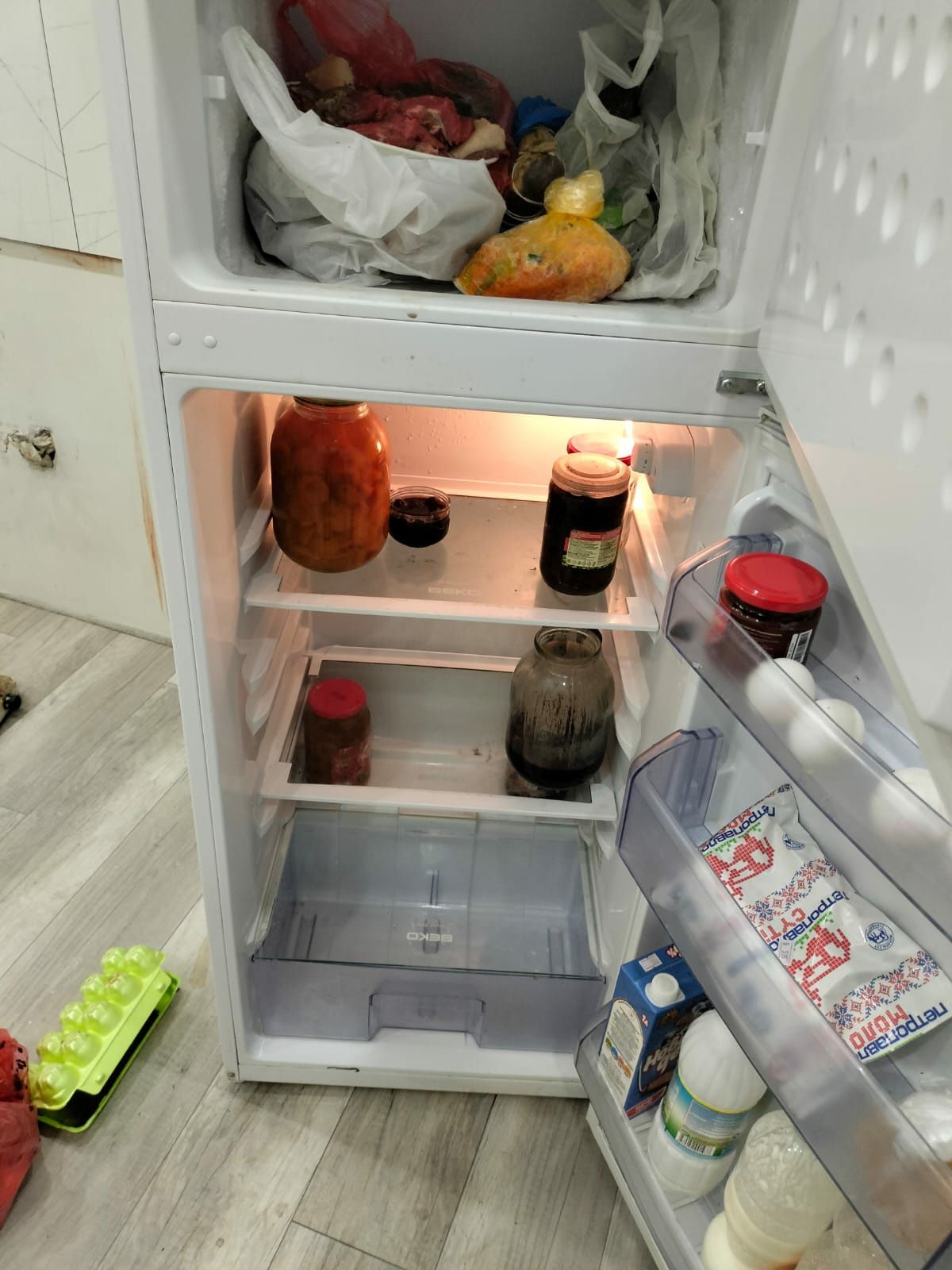 Холодильник продаётся хорошим состояние