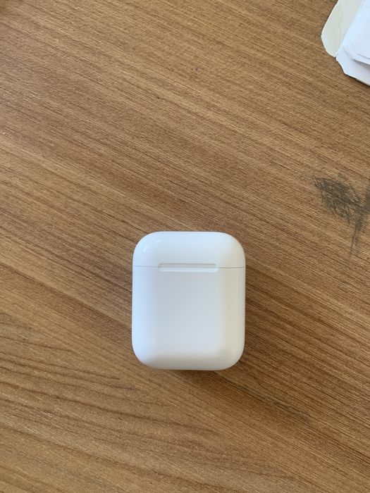 Wireless Apple airpods 2