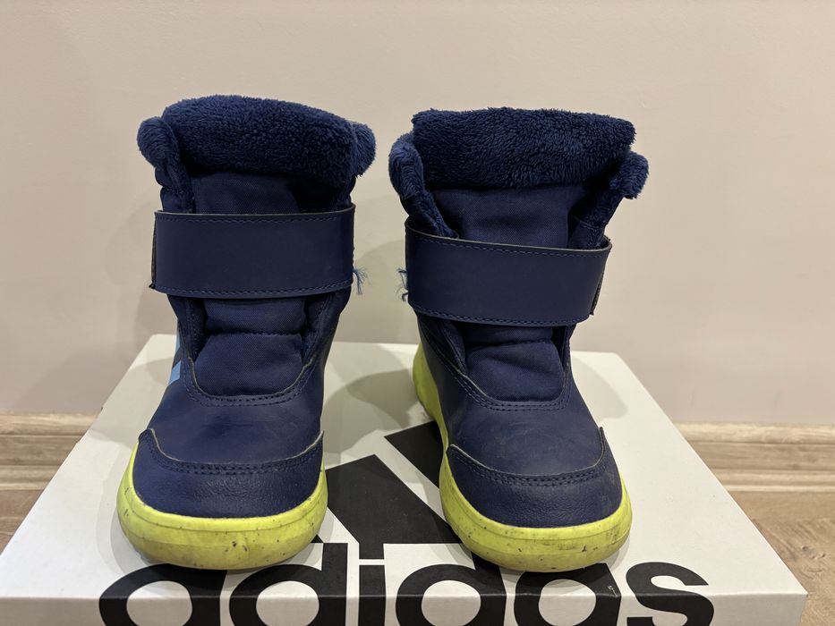 Ботуши Adidas размер 26.5 и 24