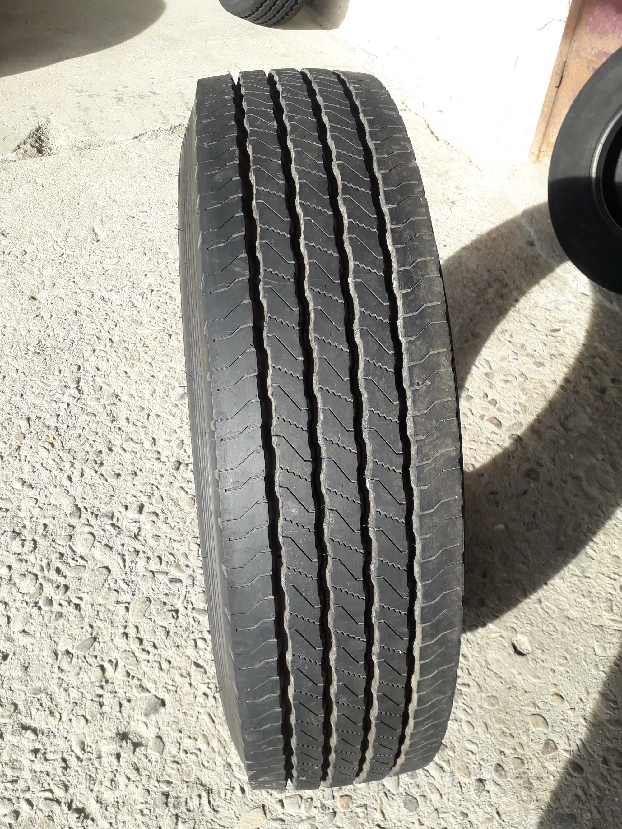 1 тежкотоварна гума 11R22.5 Michelin X Multi Z 148/145L M+S 16PR