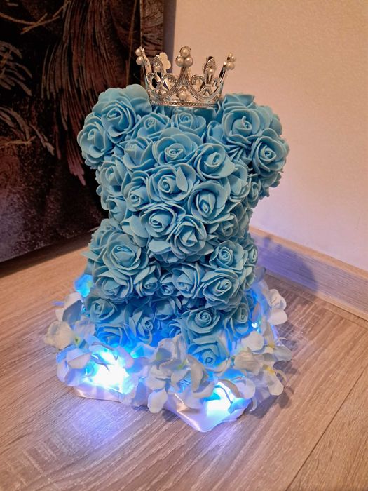 Buchete din trandafiri de sapun,aranjamente din dulciuri,etc