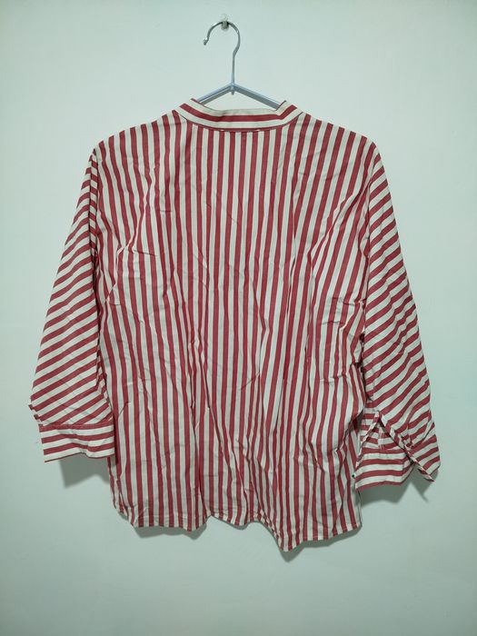 Отдам бесплатно женскую рубашку