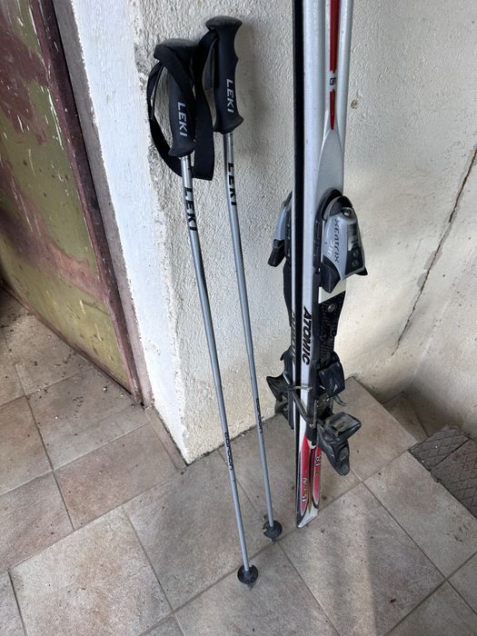 Ски Atomic beta V 7.18 и щеки Leki Ventrix Ultra 6.0 series