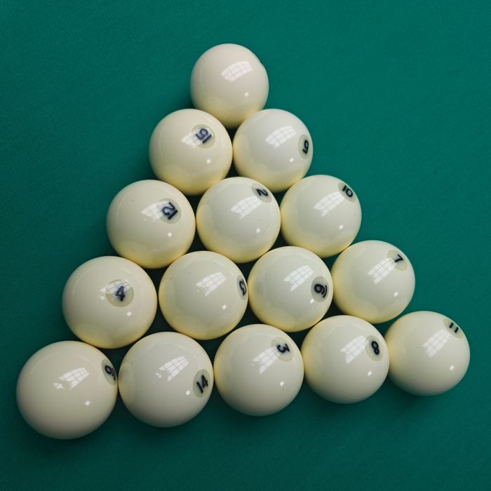 Чистка, полировка бильярдных шаров. Bilyard toshlarini tozalash