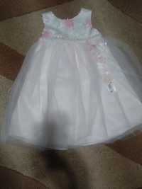 Платье на малышку 2-3 лет,новое,с биркой