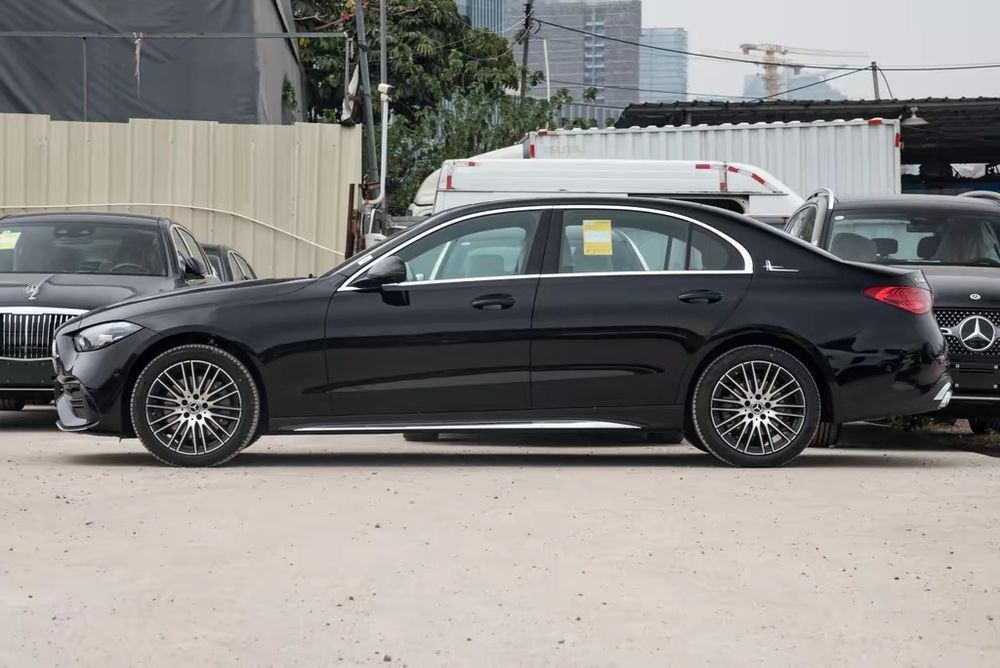 Мерседес Бенц С Класс Спортивная версия C260L рестайлинг

Гуанчжоу

Сп