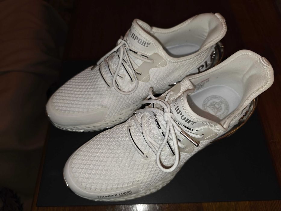 PLEIN SPORT оригинални маратонки размер 42