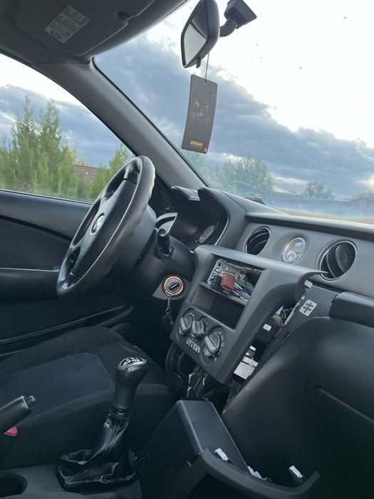 Mitubishi Outlander 2.0i 136кс на части