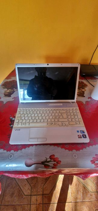 Laptop Sony fara incarcator