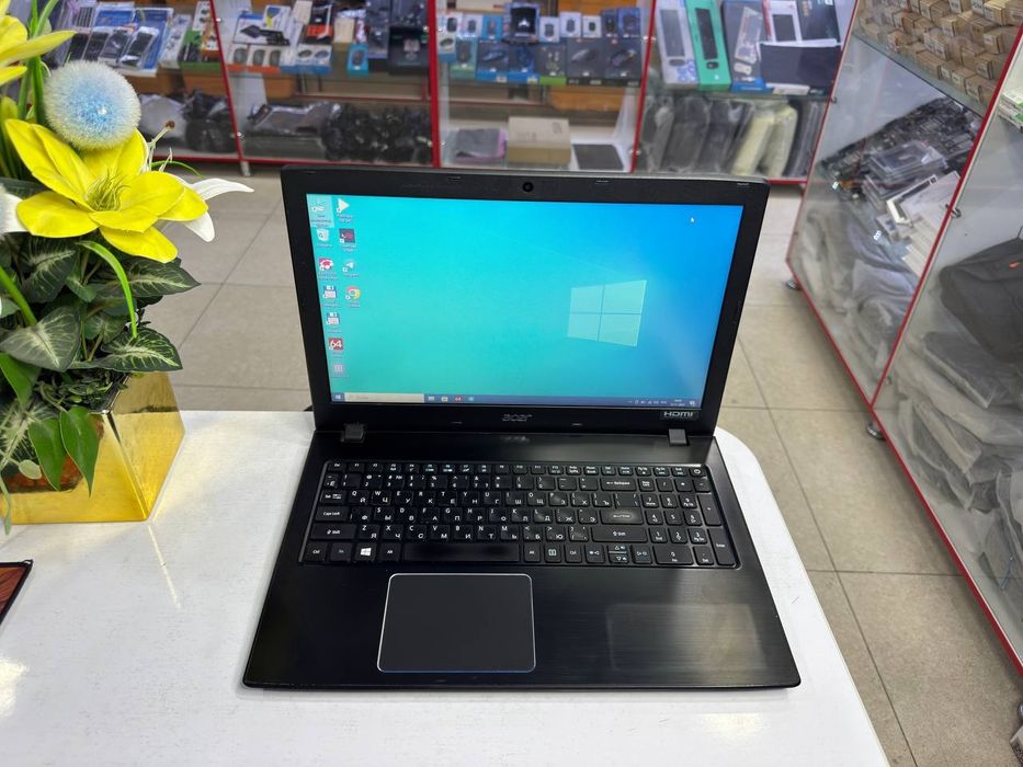 Acer i5-7200U 6GB 1TB MX130
