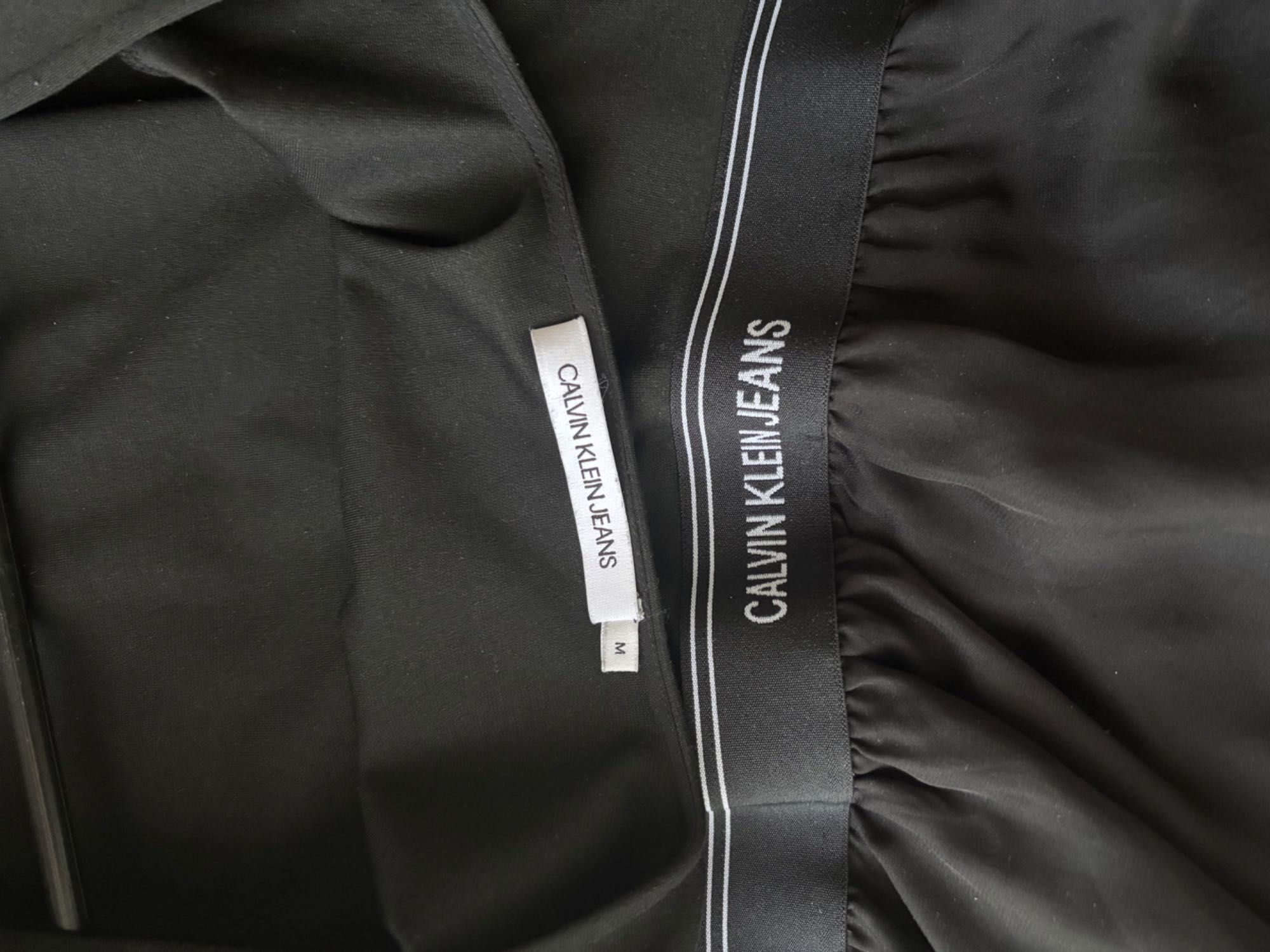 Рокля с изрязан гръб - Calvin Klein
