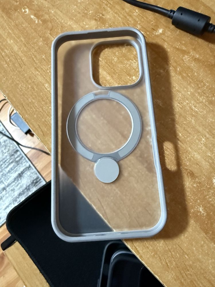Huse Iphone 16 Pro
