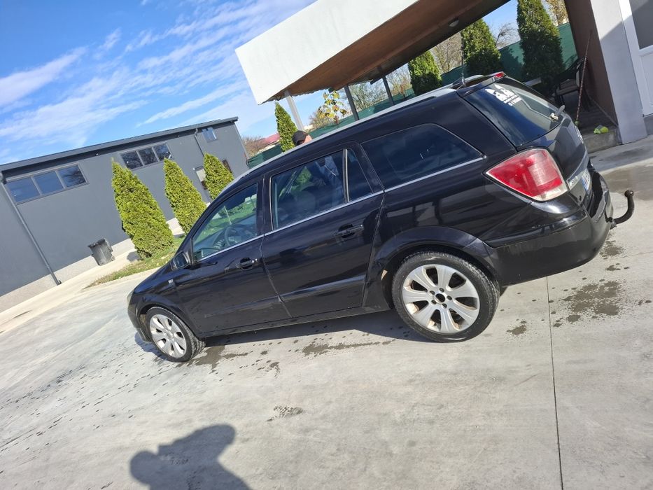 Vând Opel astra h