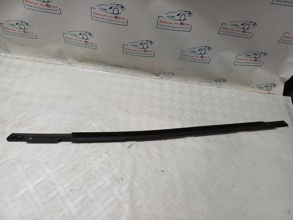 perie geam stanga spate  peugeot 3008 - benzina 2012