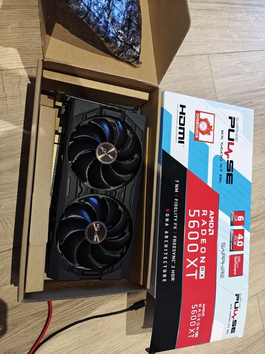 Placa video gaming AMD Sapphire Pulse RX 5600 XT, similar Rtx 3060
