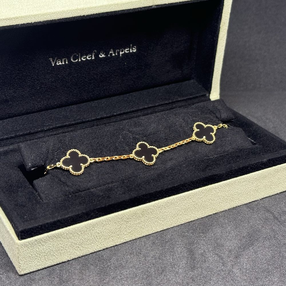 Гривна Van Cleef & Arpels - 5 различни цвята.