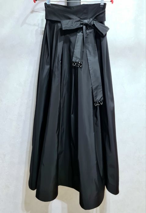 Юбка черная длинная