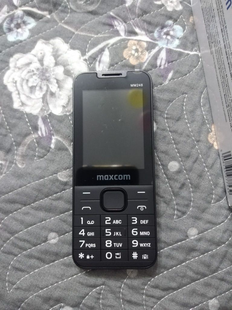 Telefon nou Maxcom cu butoane