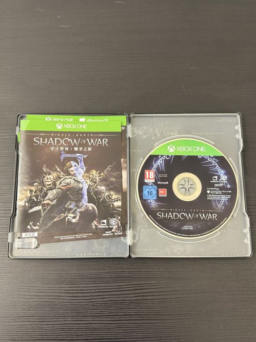 Vand Middle Earth: Shadow of War - Xbox One, ed. limitata Steelbook