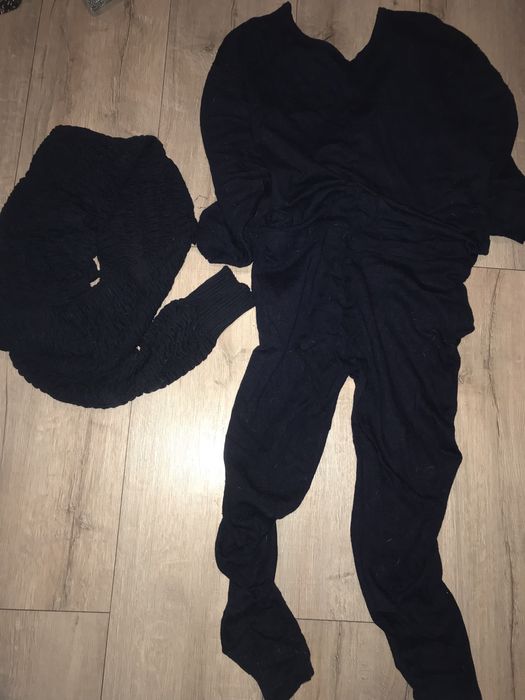 vand salopeta, blugi, fular, cardigan