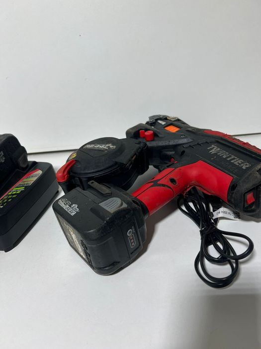 Masina legat fier MAX RB443T aan 2024