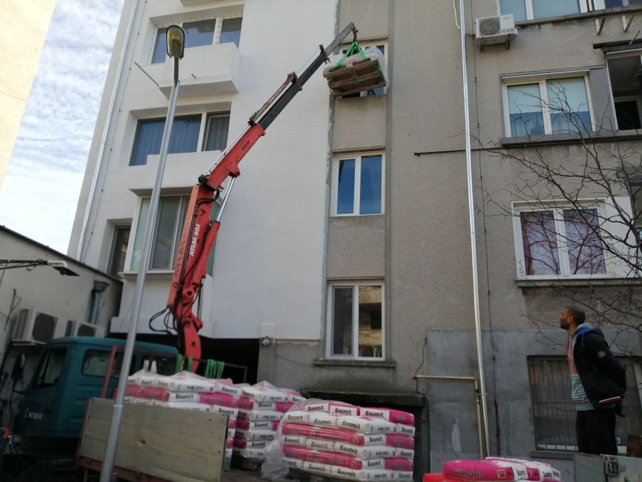 Камион    с    кран. Транспортни услуги с кран. Строителни Отпадъци