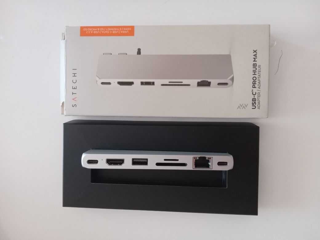 Satechi Pro Hub Max мултифункционален адаптер за MacBook Pro/Air