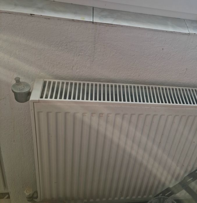 Продавам стоманени панелни радиатори COMRAD