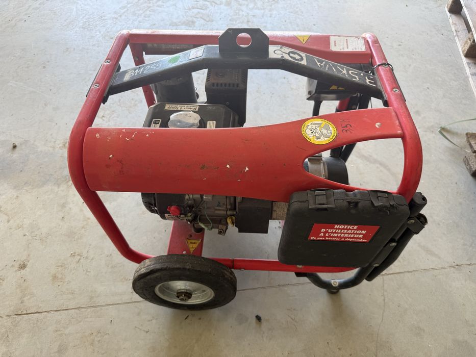 Generator 3,5 kw pe benzina portabil