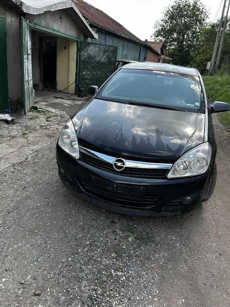 Опел Астра H GTC 1.9 101кс. 2005г. на части